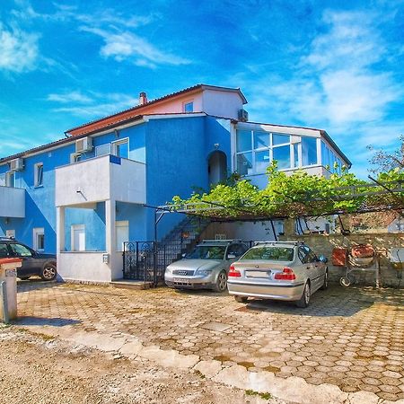 Apartments Ivo 1328 Fazana Bagian luar foto