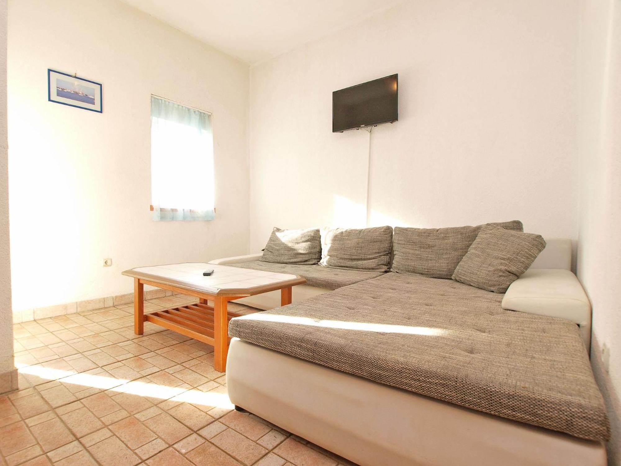 Apartments Ivo 1328 Fazana Bagian luar foto