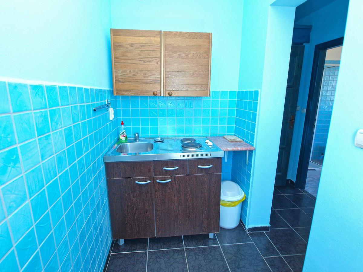 Apartments Ivo 1328 Fazana Bagian luar foto
