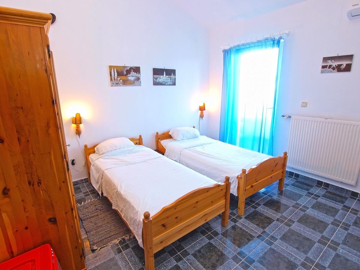 Apartments Ivo 1328 Fazana Bagian luar foto