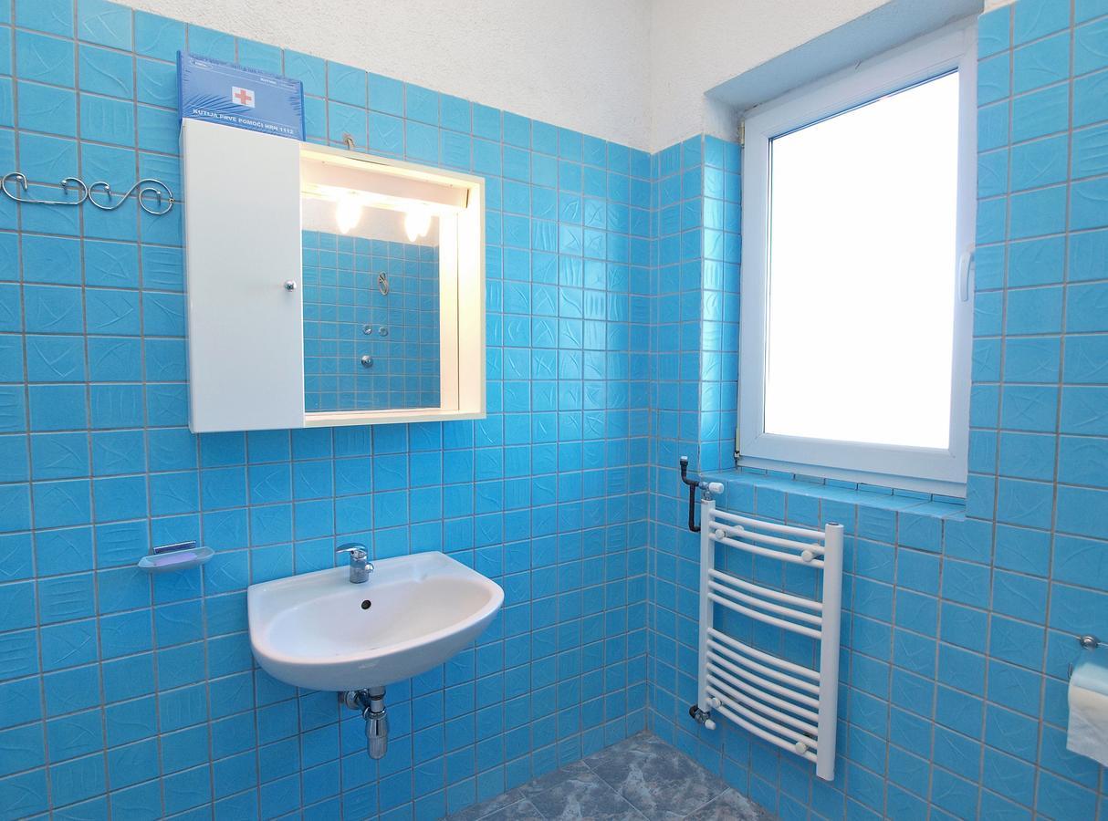 Apartments Ivo 1328 Fazana Bagian luar foto